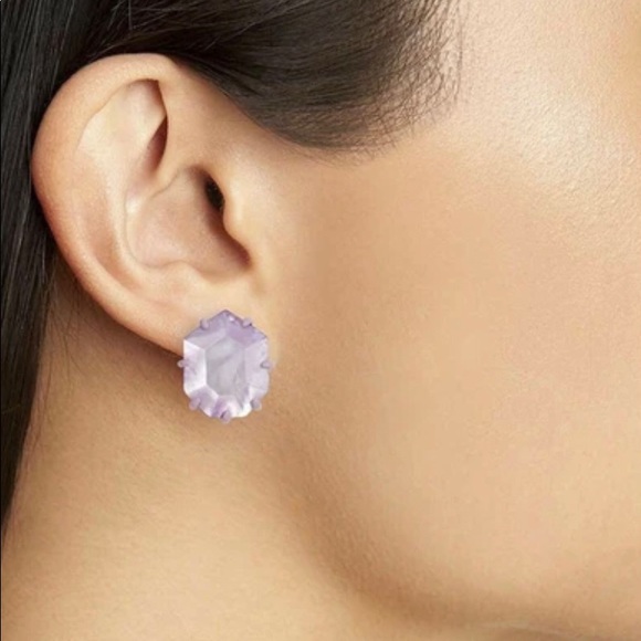 NWT Kendra Scott RARE & RETIRED Morgan Earrings Lilac Pearl Matte Beautiful! - Picture 6 of 16